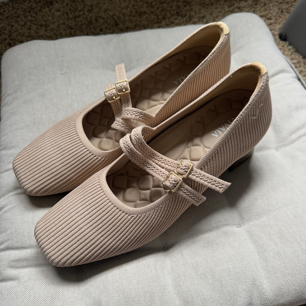 Elegant Beige Mary Jane Heels